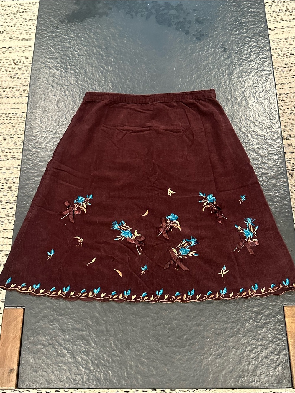 Vintage Skirt with Bows and Embroidered Flowers
